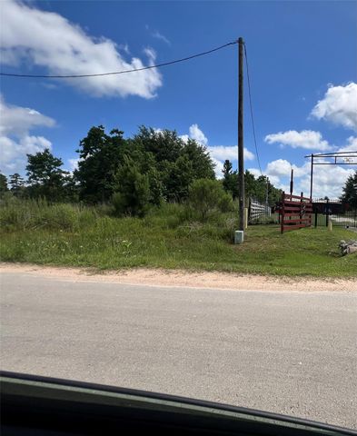 1719 County Road 3556, Cleveland, TX 77327
