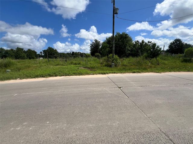 1719 County Road 3556, Cleveland, TX 77327