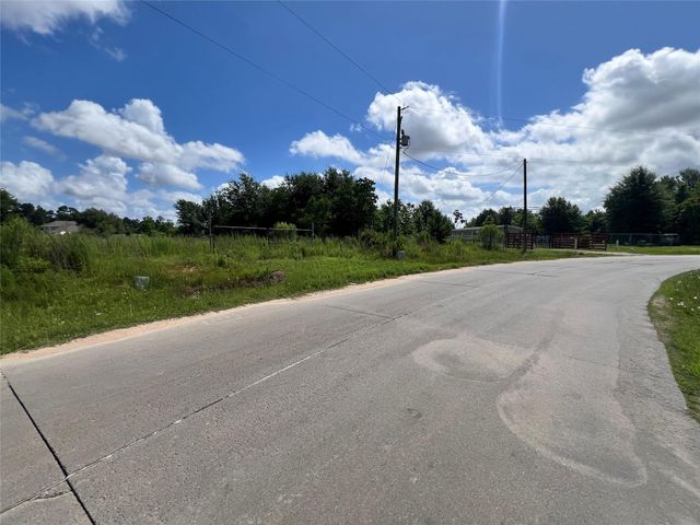 1719 County Road 3556, Cleveland, TX 77327