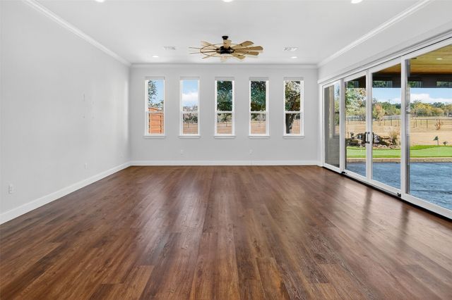 1007 Bentwater Parkway, Granbury, TX 76049