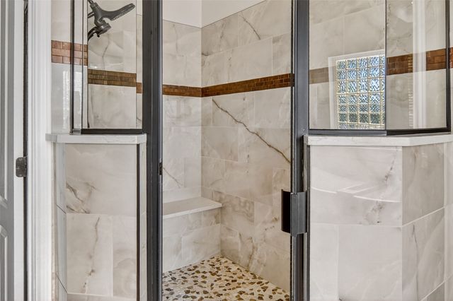 1007 Bentwater Parkway, Granbury, TX 76049