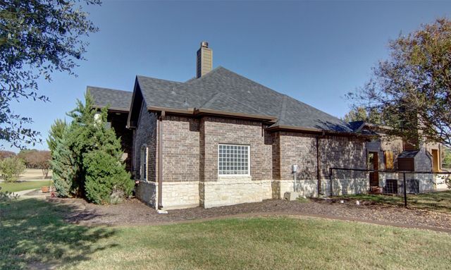 1007 Bentwater Parkway, Granbury, TX 76049