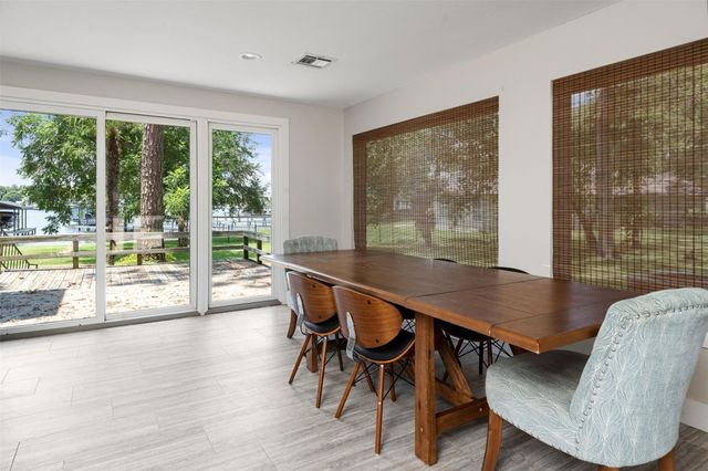 162 Lake Drive, Enchanted Oaks, TX 75156