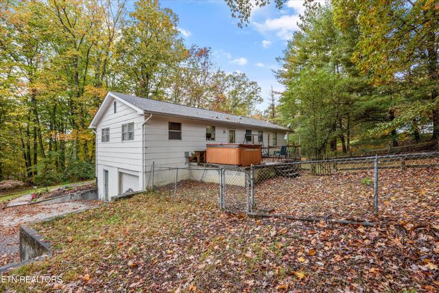 5116 Fort Sumter Rd, Knoxville, TN 37938