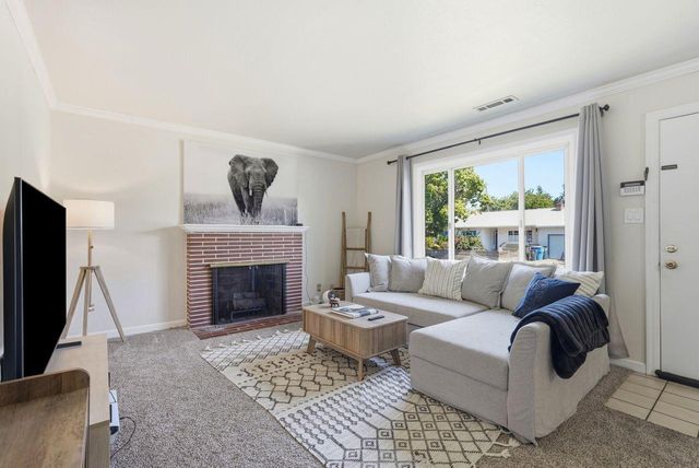 5900 17th Ave, Sacramento, CA 95820