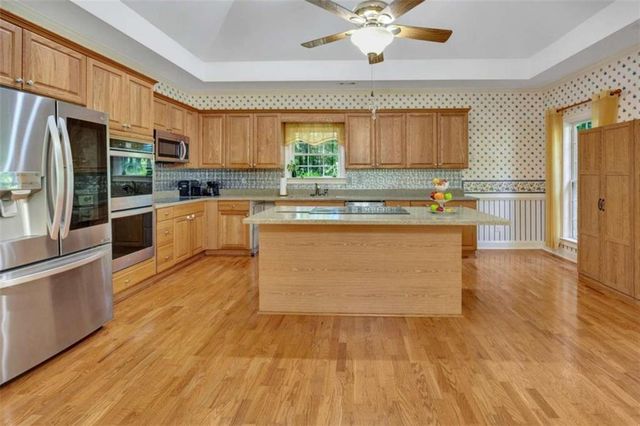 190 Oak Hill Circle, Covington, GA 30016
