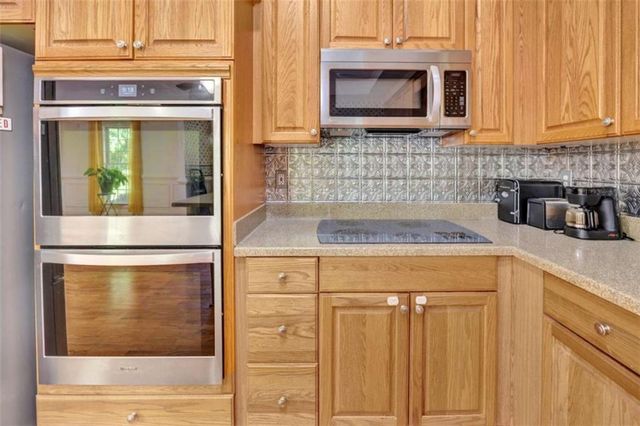 190 Oak Hill Circle, Covington, GA 30016