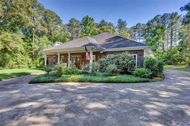 190 Oak Hill Circle, Covington, GA 30016