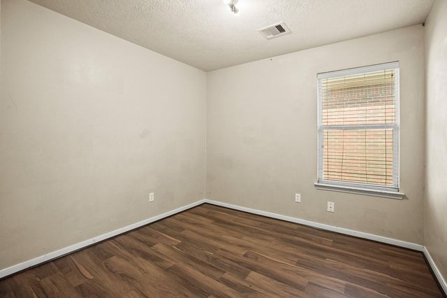 5247 Panay Park Drive, Houston, TX 77048