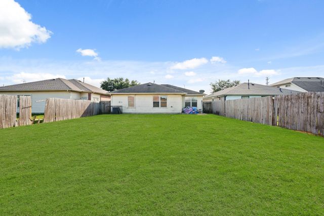 5247 Panay Park Drive, Houston, TX 77048