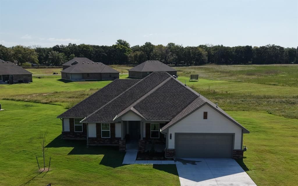 213 Hope Avenue, Shawnee, OK 74804