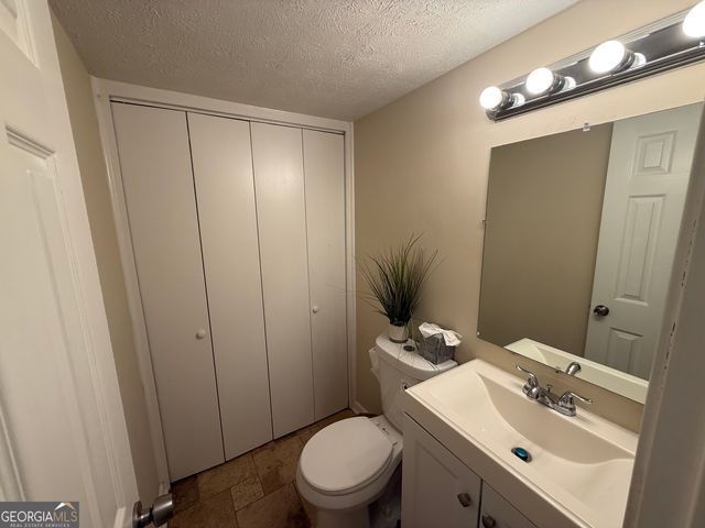 10376 Fitzgerald Road, Jonesboro, GA 30238