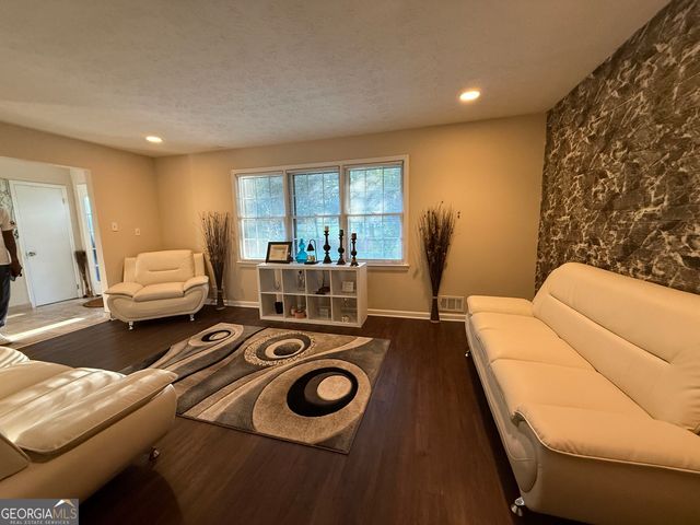 10376 Fitzgerald Road, Jonesboro, GA 30238