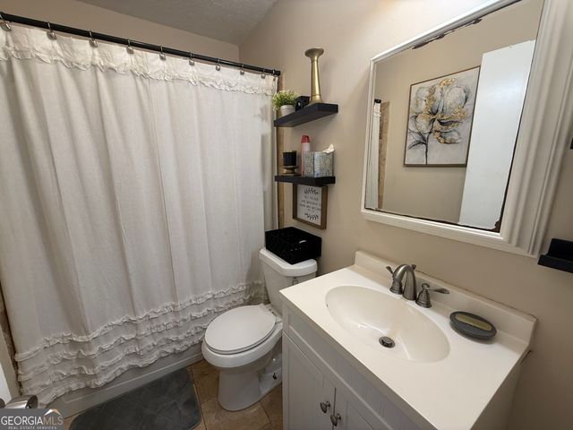 10376 Fitzgerald Road, Jonesboro, GA 30238