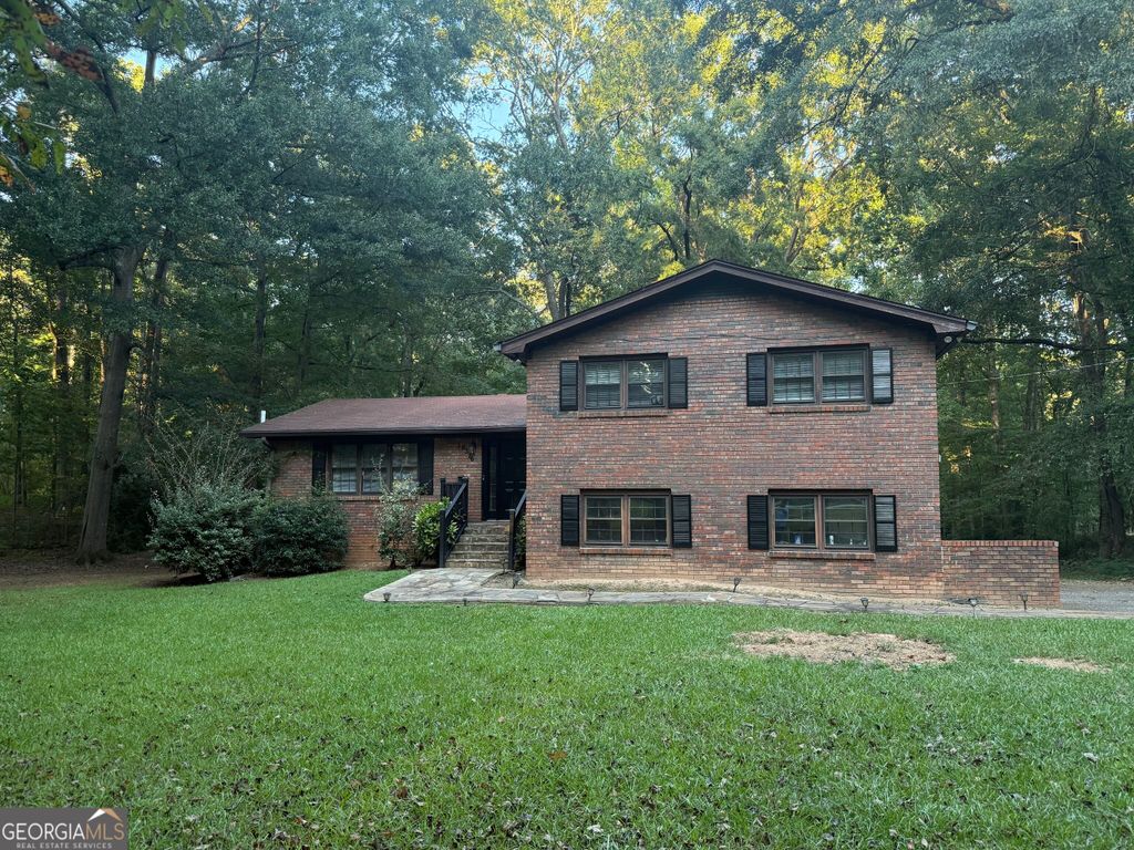 10376 Fitzgerald Road, Jonesboro, GA 30238