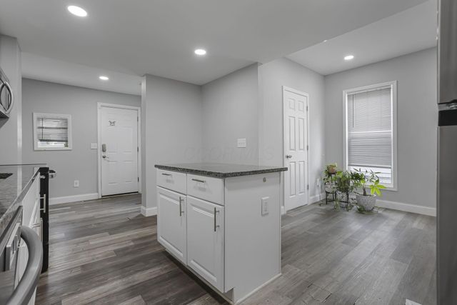 935 Ellsworth Avenue, Columbus, OH 43206