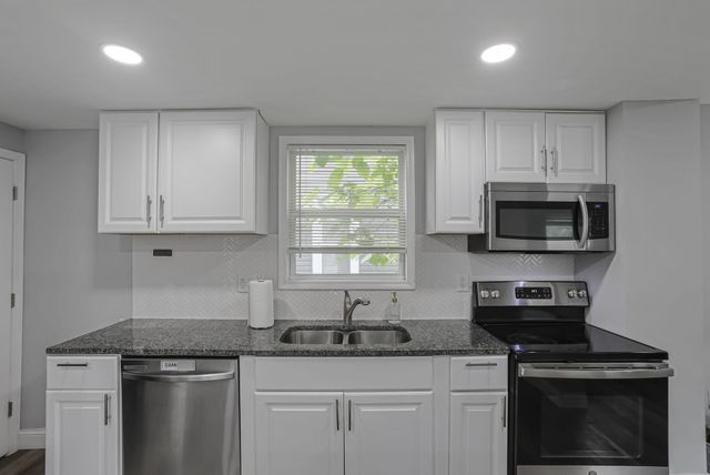 935 Ellsworth Avenue, Columbus, OH 43206