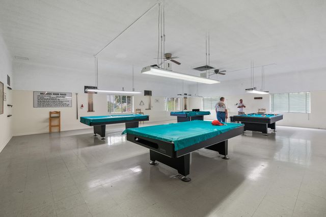 2840 Lake Osborne Drive 111, Lake Worth Beach, FL 33461