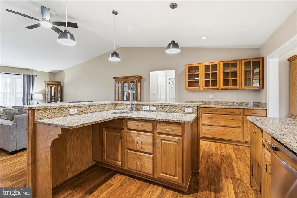 Image 15 of property listing at 19723 MARIGOLD, Hagerstown, MD 21742