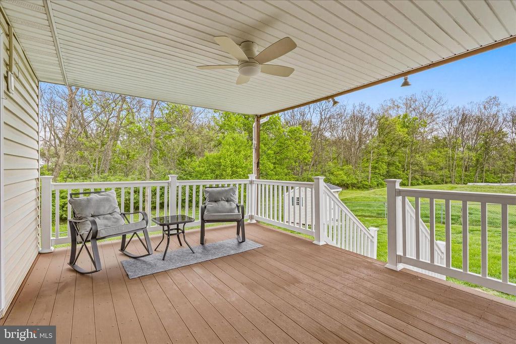 Image 40 of property listing at 19723 MARIGOLD, Hagerstown, MD 21742