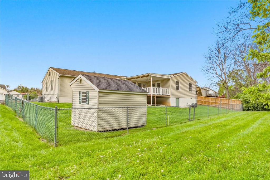 Image 47 of property listing at 19723 MARIGOLD, Hagerstown, MD 21742