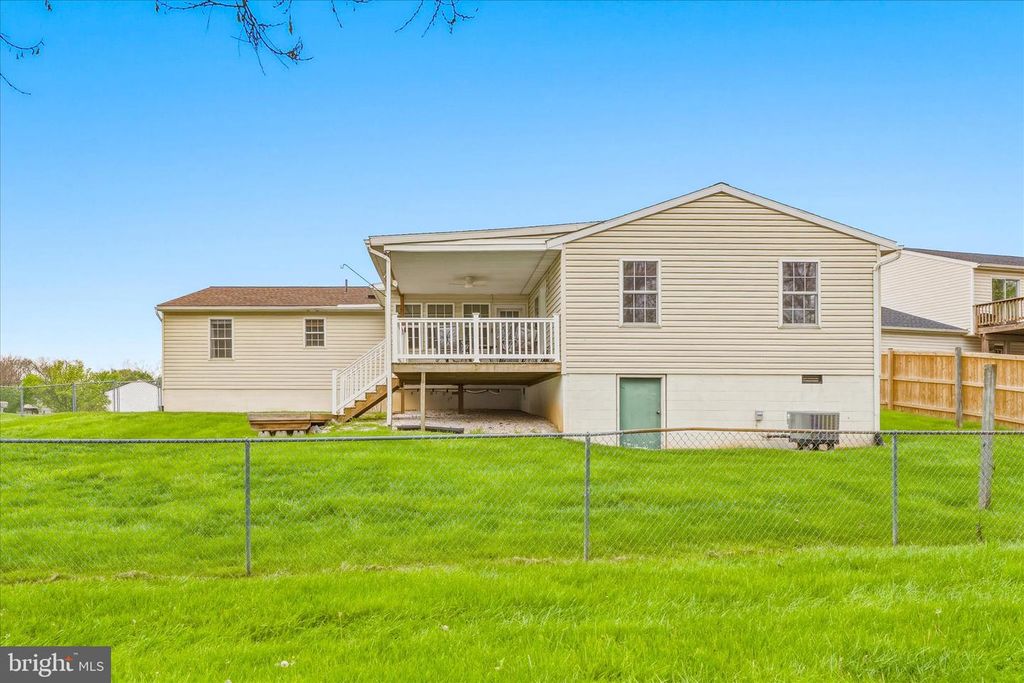 Image 48 of property listing at 19723 MARIGOLD, Hagerstown, MD 21742
