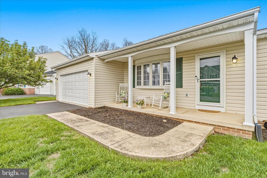 Image 5 of property listing at 19723 MARIGOLD, Hagerstown, MD 21742
