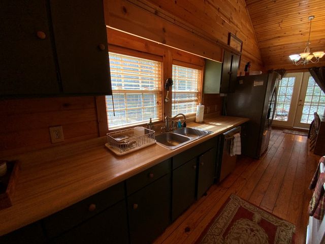 21027 Wayah Road, Topton, NC 28781