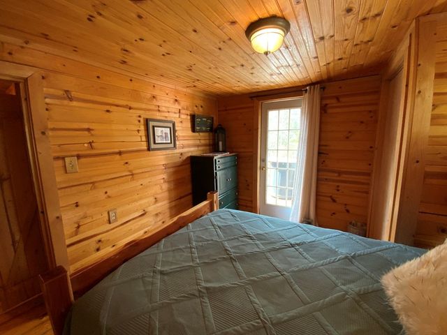 21027 Wayah Road, Topton, NC 28781