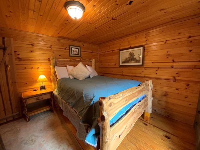 21027 Wayah Road, Topton, NC 28781