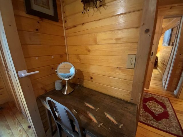 21027 Wayah Road, Topton, NC 28781