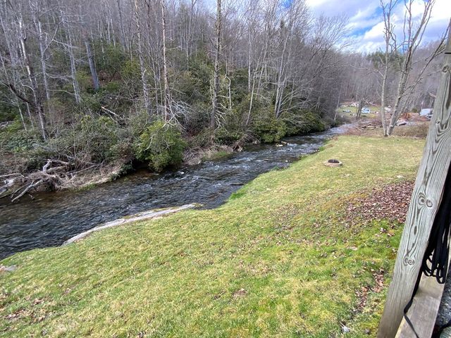 21027 Wayah Road, Topton, NC 28781