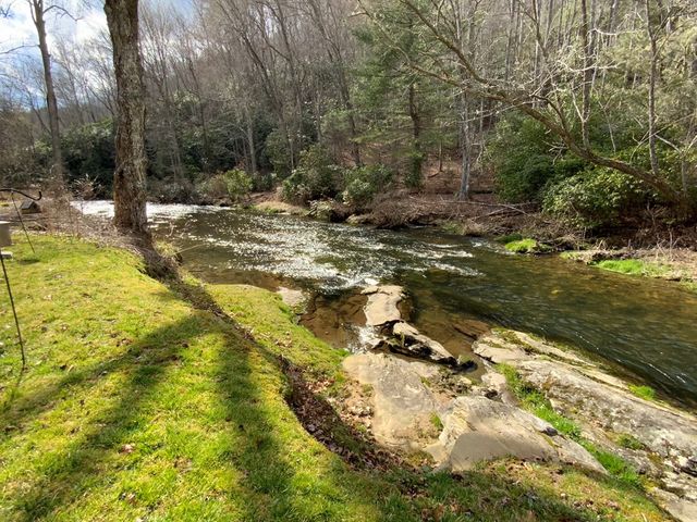 21027 Wayah Road, Topton, NC 28781