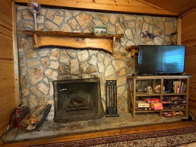 21027 Wayah Road, Topton, NC 28781