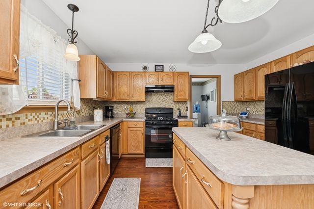 2930 Plumrose Lane, Mchenry, IL 60050