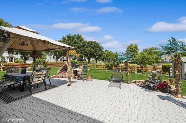 2930 Plumrose Lane, Mchenry, IL 60050