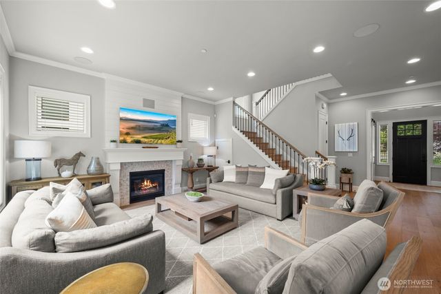 10425 NE 112th Street, Kirkland, WA 98033