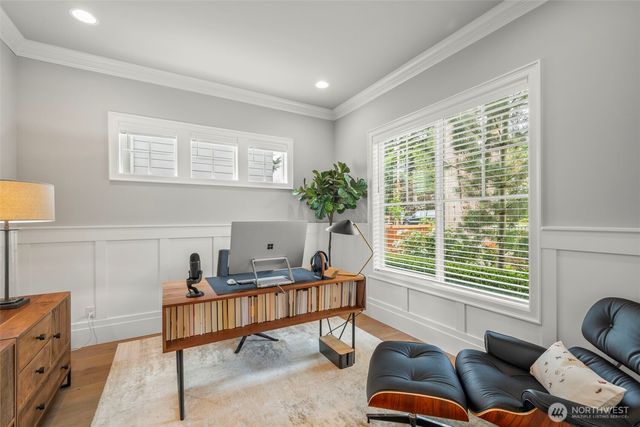 10425 NE 112th Street, Kirkland, WA 98033