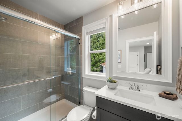 10425 NE 112th Street, Kirkland, WA 98033