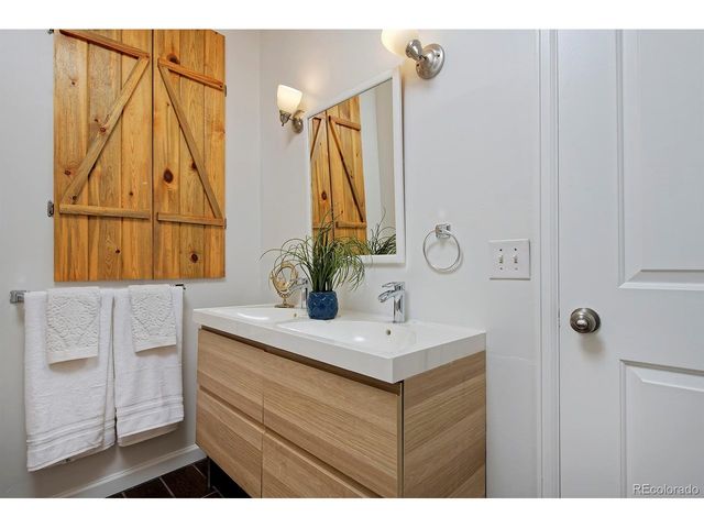 450 Delaware St, Denver, CO 80204