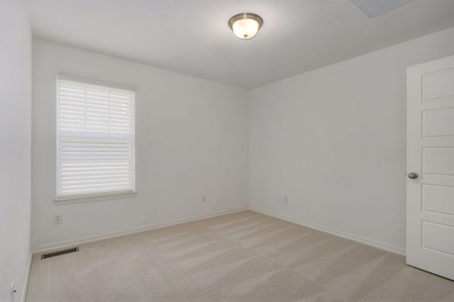 5601 W Pecan Street, Springfield, MO 65802