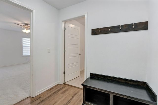 5601 W Pecan Street, Springfield, MO 65802