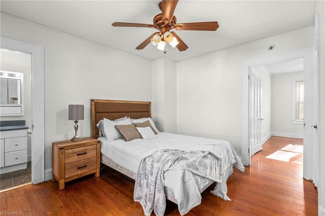 2619 Pinecroft Road, Greensboro, NC 27407