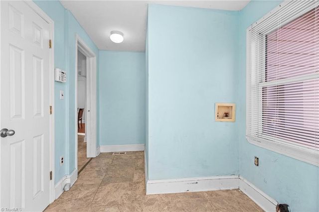 2619 Pinecroft Road, Greensboro, NC 27407