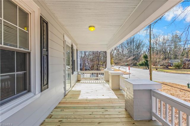 2619 Pinecroft Road, Greensboro, NC 27407