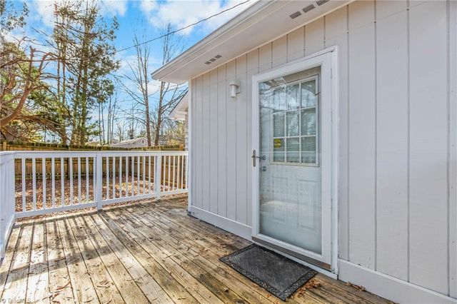 2619 Pinecroft Road, Greensboro, NC 27407