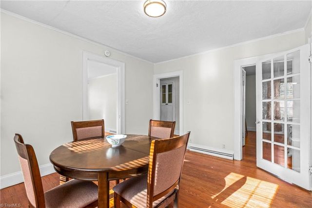 2619 Pinecroft Road, Greensboro, NC 27407