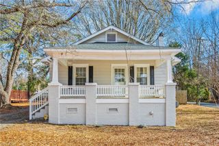 2619 Pinecroft Road, Greensboro, NC 27407