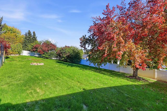 16540 N Morton Dr, Spokane, WA 99208