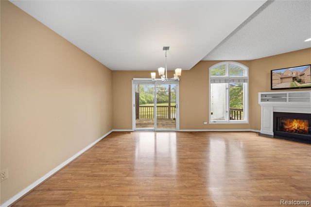 6607 Westbrooke Court, West Bloomfield, MI 48322